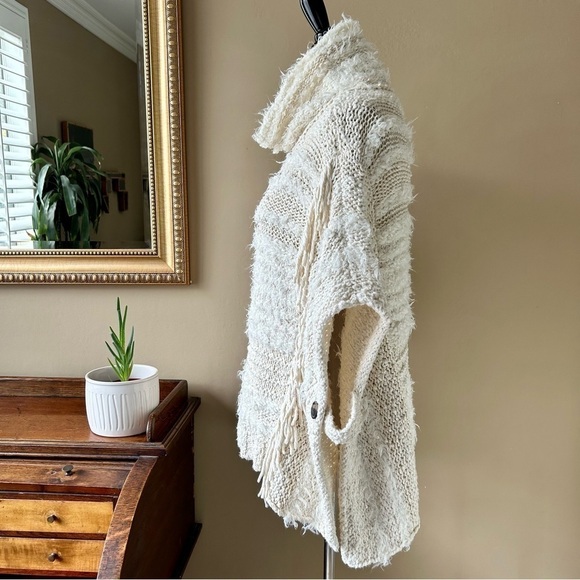 Anthropologie Marilyn Poncho Sweater Ivory White Fringe Mock Neck Size XS  / S - Picture 8 of 16